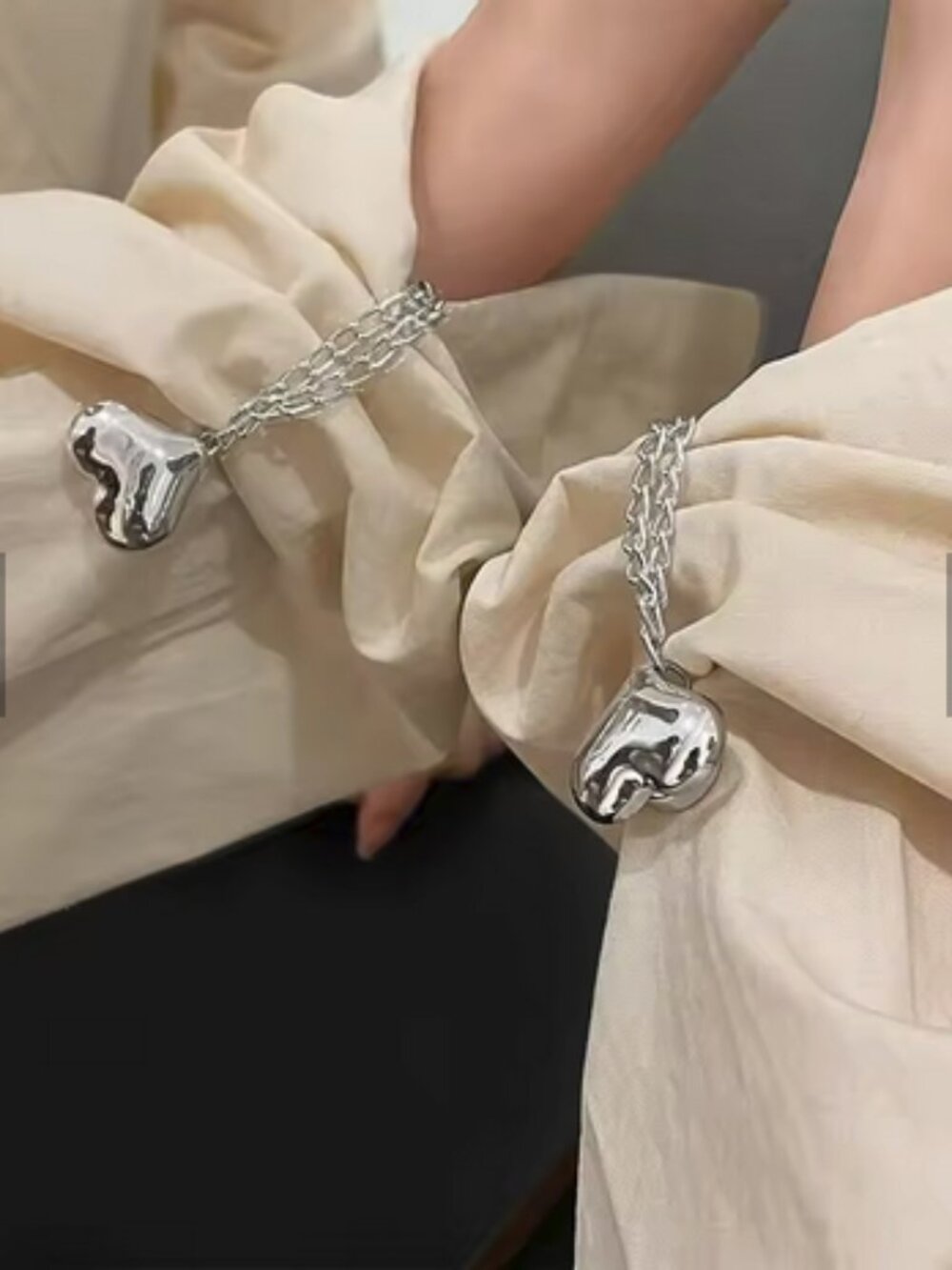 Silver Magnetic Adjustable Shirt / Blouse Clips  Waitress & Bartenders